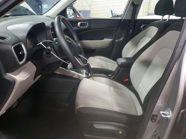 2023 HYUNDAI VENUE SEL, Limited