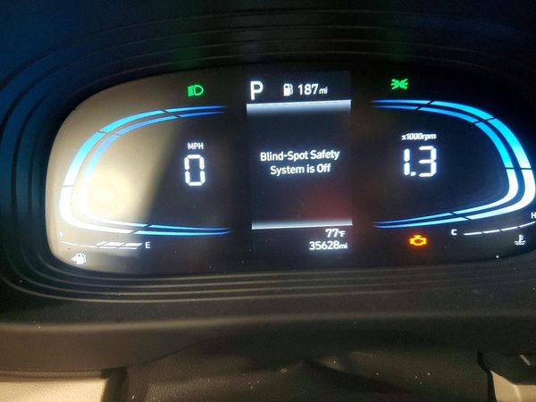 2023 HYUNDAI VENUE SEL, Limited