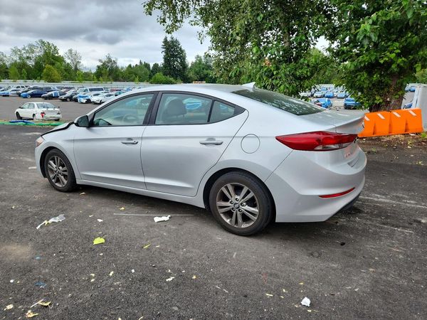 2017 HYUNDAI ELANTRA