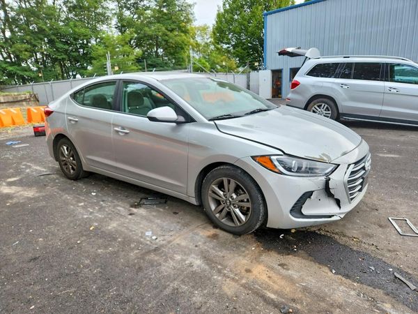 2017 HYUNDAI ELANTRA