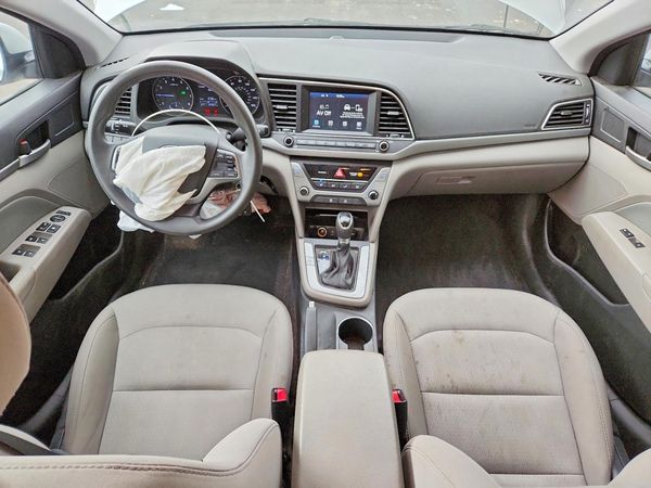 2017 HYUNDAI ELANTRA
