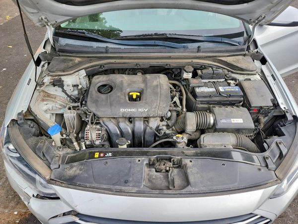 2017 HYUNDAI ELANTRA