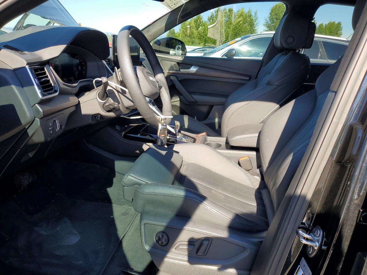 2025 AUDI Q5 E