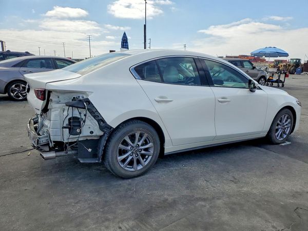2020 MAZDA 3