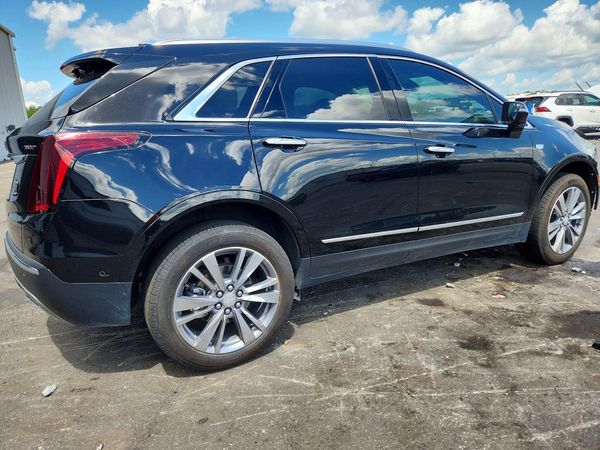 2024 CADILLAC XT5