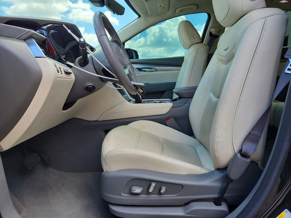 2024 CADILLAC XT5