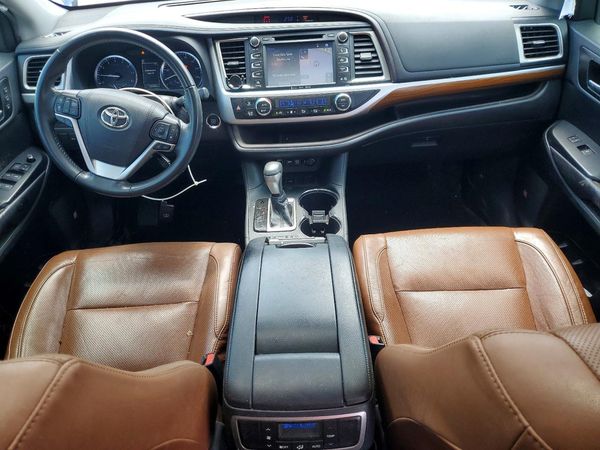 2019 TOYOTA HIGHLANDER Ltd/Ltd Platinum