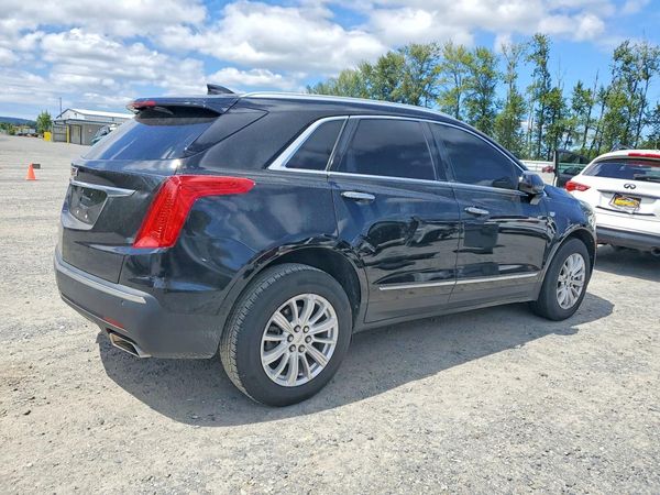 2017 CADILLAC XT5