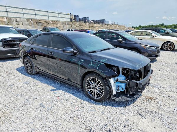 2024 KIA FORTE GT Line
