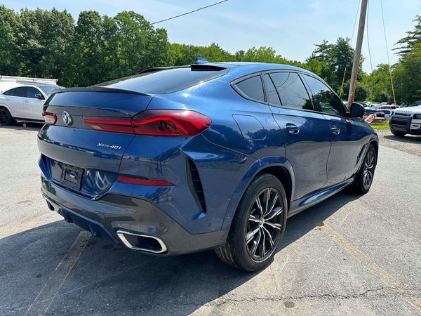 2022 BMW X6 xDrive40i