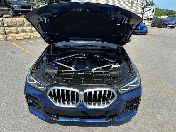 2022 BMW X6 xDrive40i