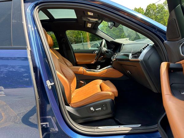 2022 BMW X6 xDrive40i