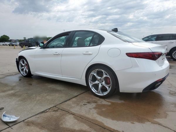 2018 ALFA ROMEO GIULIA TI RWD
