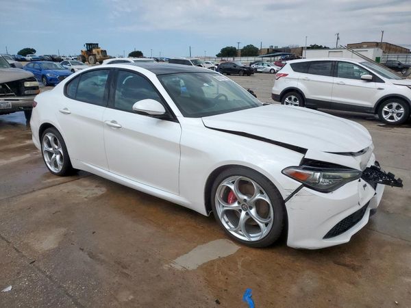 2018 ALFA ROMEO GIULIA TI RWD