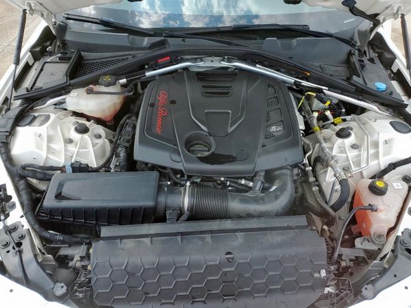2018 ALFA ROMEO GIULIA TI RWD