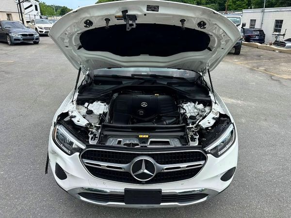 2024 MERCEDES-BENZ GLC GLC300