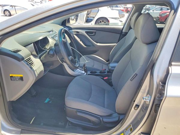 2013 HYUNDAI ELANTRA
