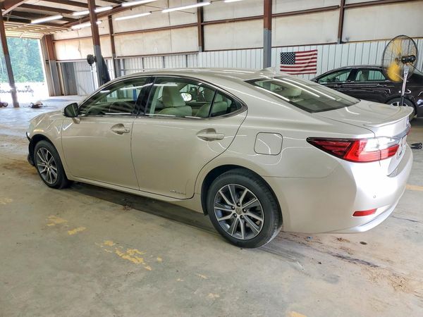 2017 LEXUS ES 300h