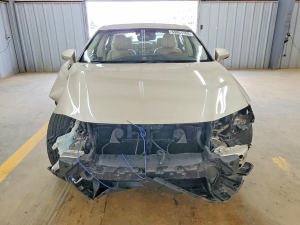 2017 LEXUS ES 300h