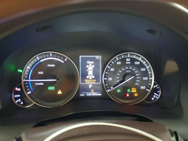 2017 LEXUS ES 300h