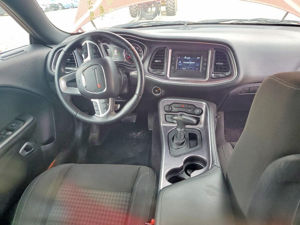 2015 DODGE CHALLENGER SXT