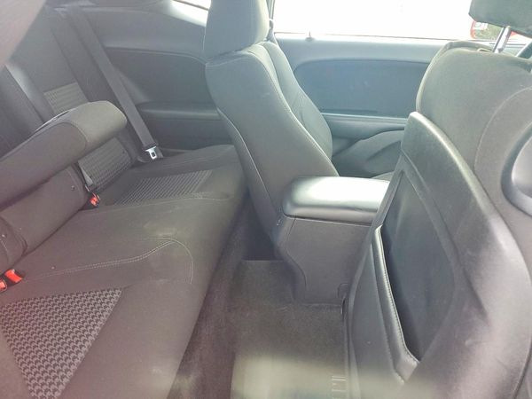2015 DODGE CHALLENGER SXT