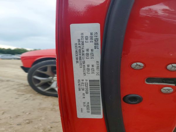2015 DODGE CHALLENGER SXT