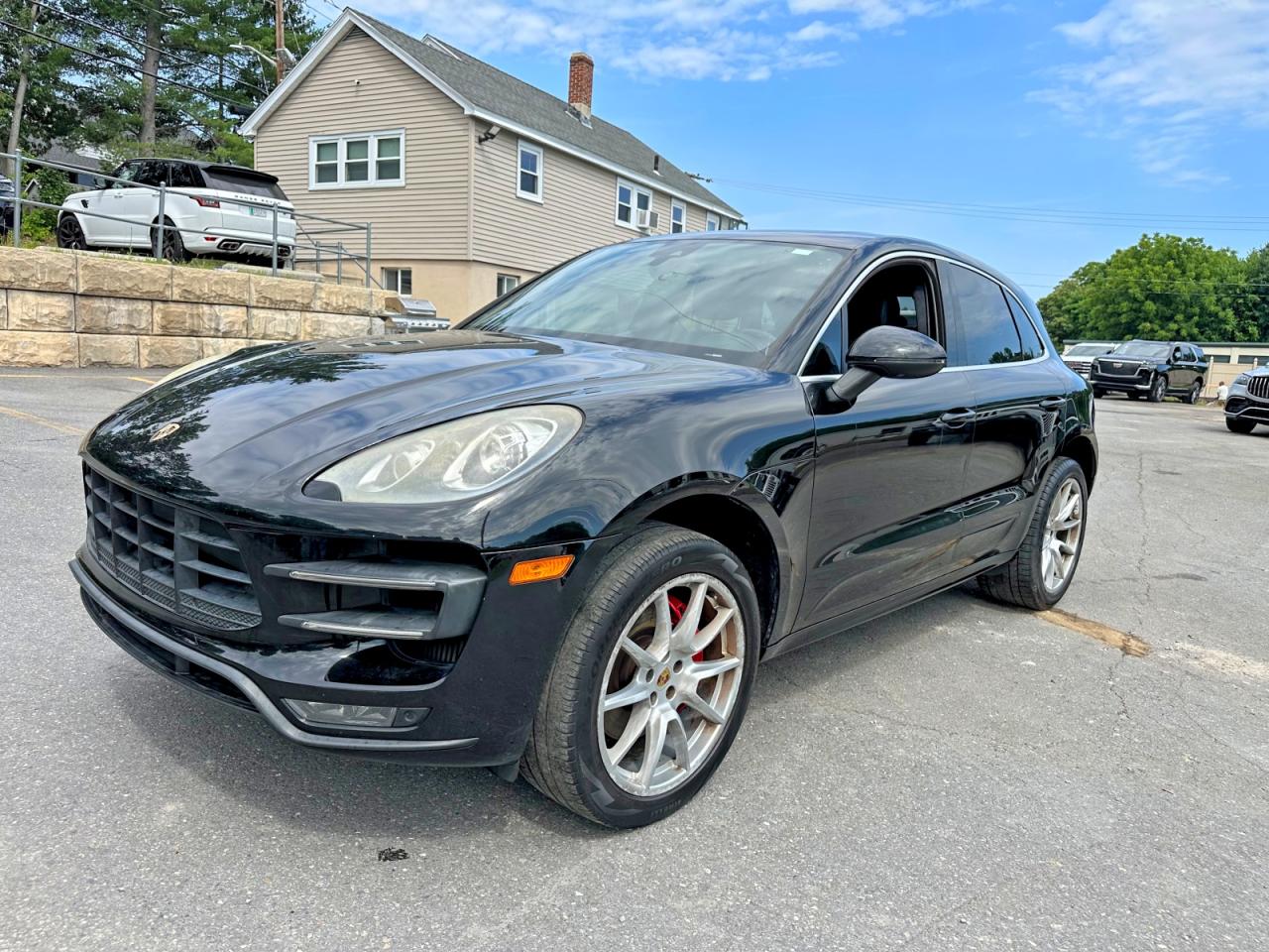 2016 PORSCHE MACAN