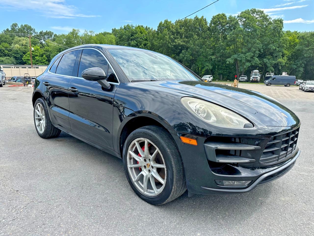 2016 PORSCHE MACAN