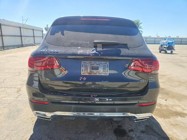 2020 MERCEDES-BENZ GLC GLC300