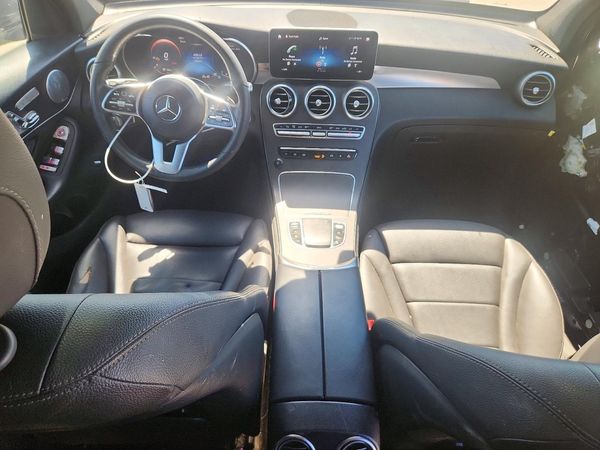 2020 MERCEDES-BENZ GLC GLC300
