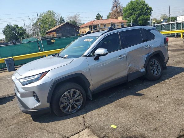2023 TOYOTA RAV4 XLE Premium