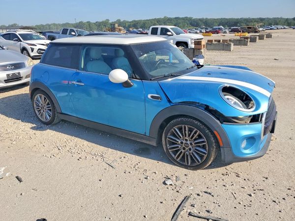 2019 MINI COOPER