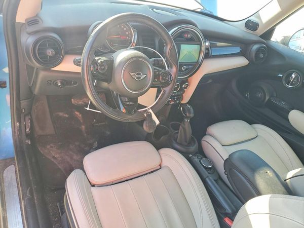2019 MINI COOPER