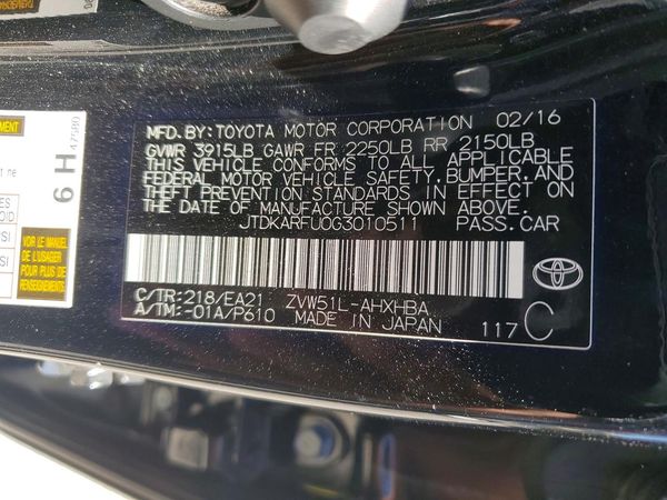 2016 TOYOTA PRIUS