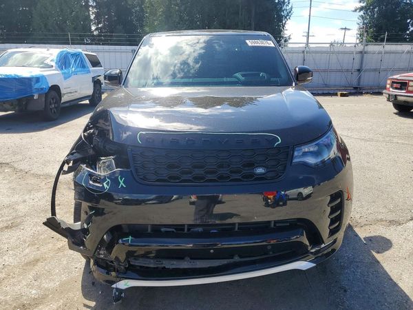 2024 LAND ROVER DISCOVERY Metropolitan Edition