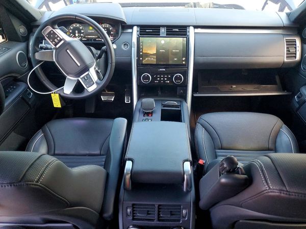 2024 LAND ROVER DISCOVERY Metropolitan Edition