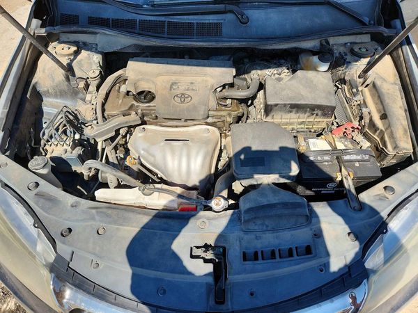 2017 TOYOTA CAMRY LE/SE/XLE/XSE — Engine bay