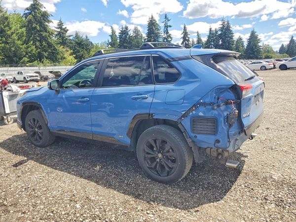 2023 TOYOTA RAV4 SE