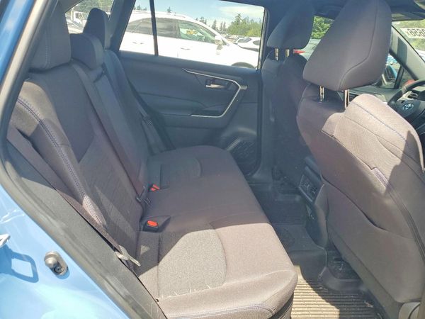 2023 TOYOTA RAV4 SE