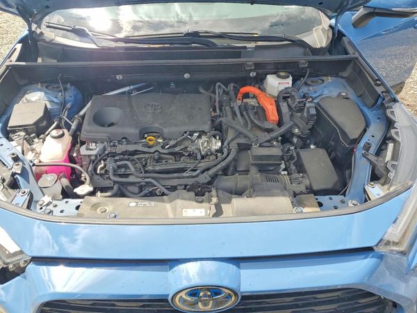 2023 TOYOTA RAV4 SE