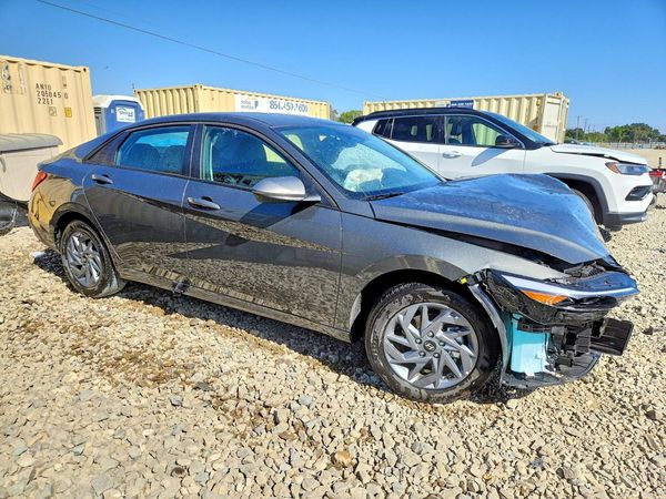 2026 HYUNDAI ELANTRA HYBRID