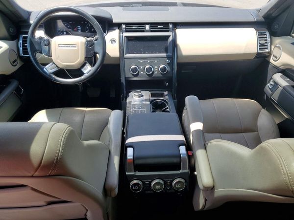 2019 LAND ROVER DISCOVERY SE