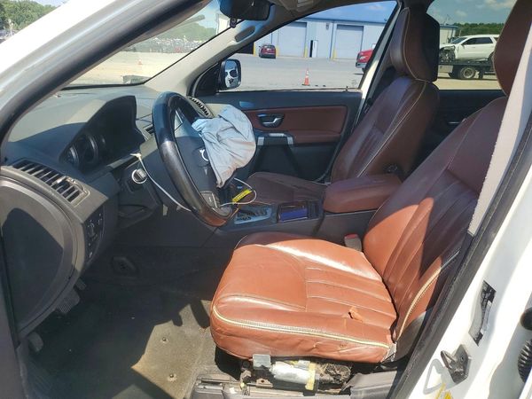 2014 VOLVO XC90