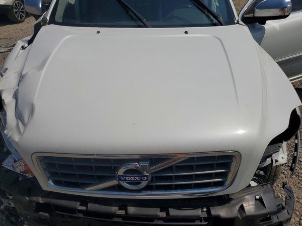 2014 VOLVO XC90