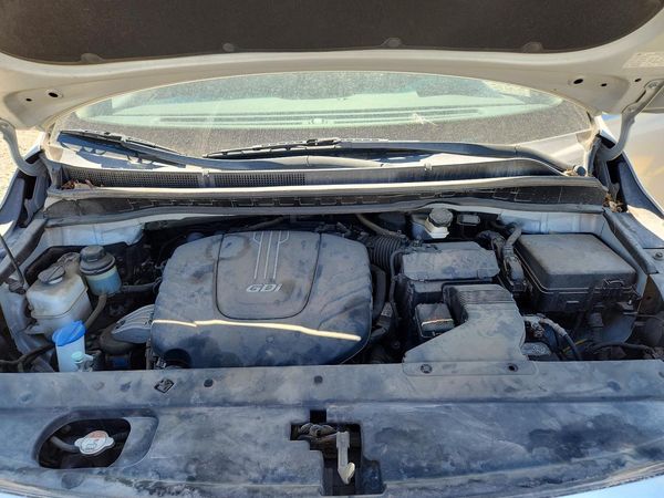 2016 KIA SEDONA LX - Middle-low