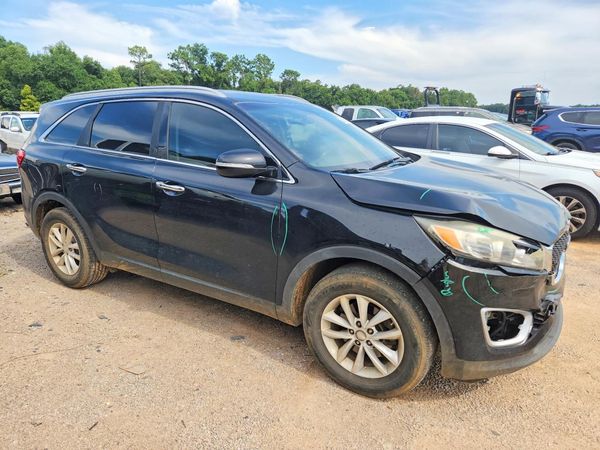 2017 KIA SORENTO L, LX