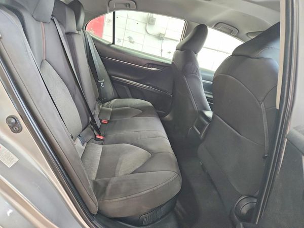 2019 TOYOTA CAMRY