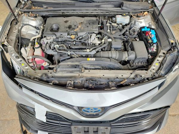 2019 TOYOTA CAMRY
