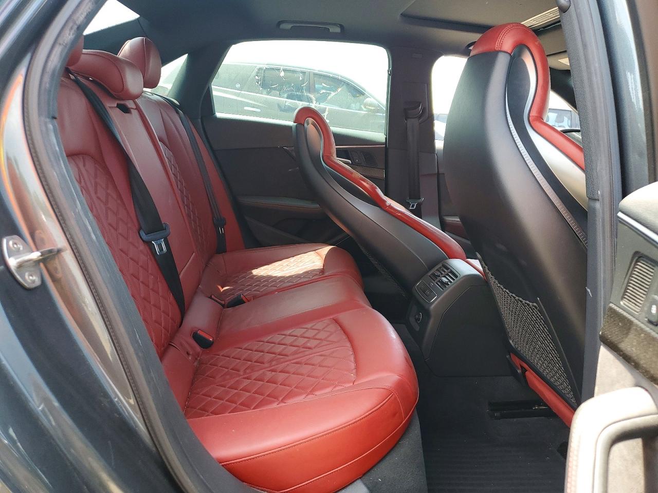 2018 AUDI S4